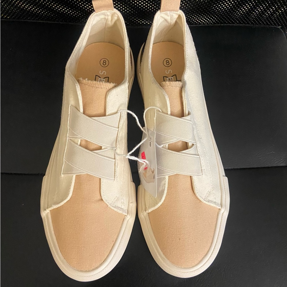 Serra Canvas Cream Tone Sneakers